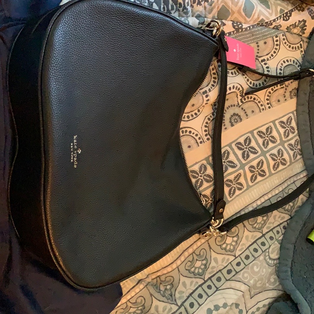 New Kate spade cross body bag. Black